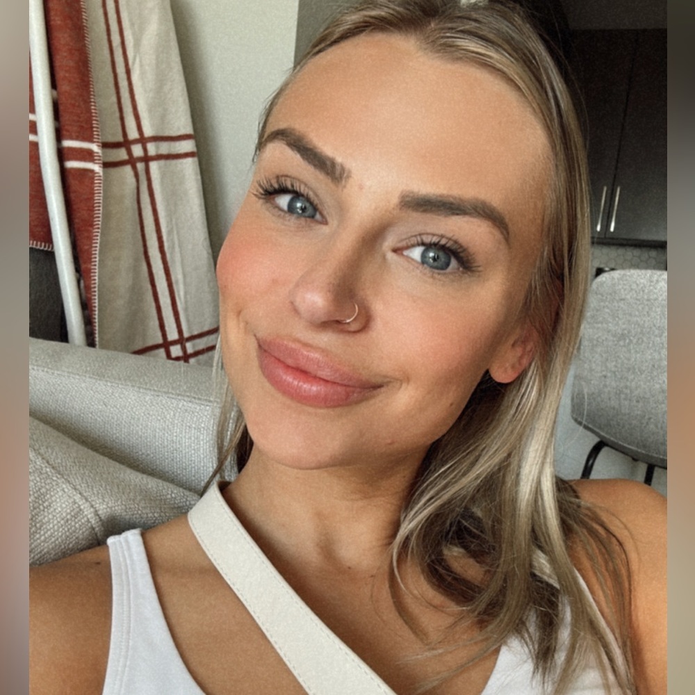 Meet your Posher, Aimee